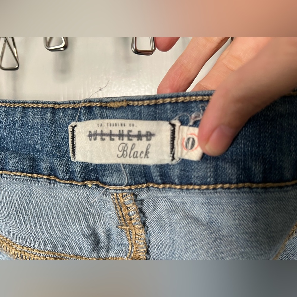 Bullhead Denim Skinny jeans - Picture 8 of 8